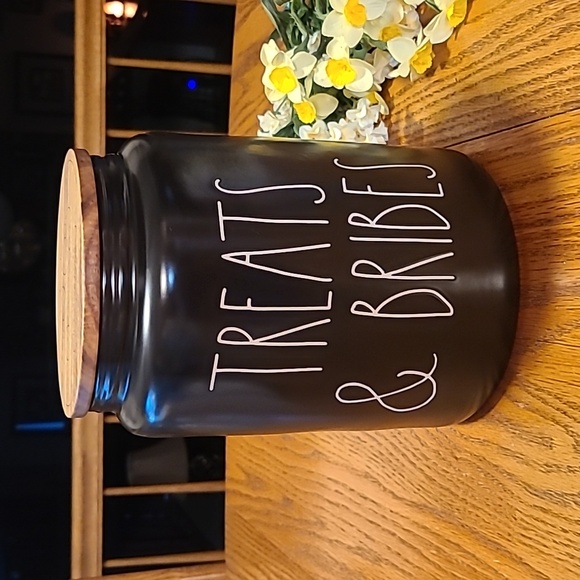 Rae Dunn TREATS & BRIBES Canister with Wooden Lid - Picture 1 of 11